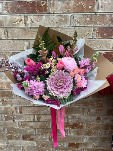 Cleantopis Seasonal Flowers Signature Arrangement